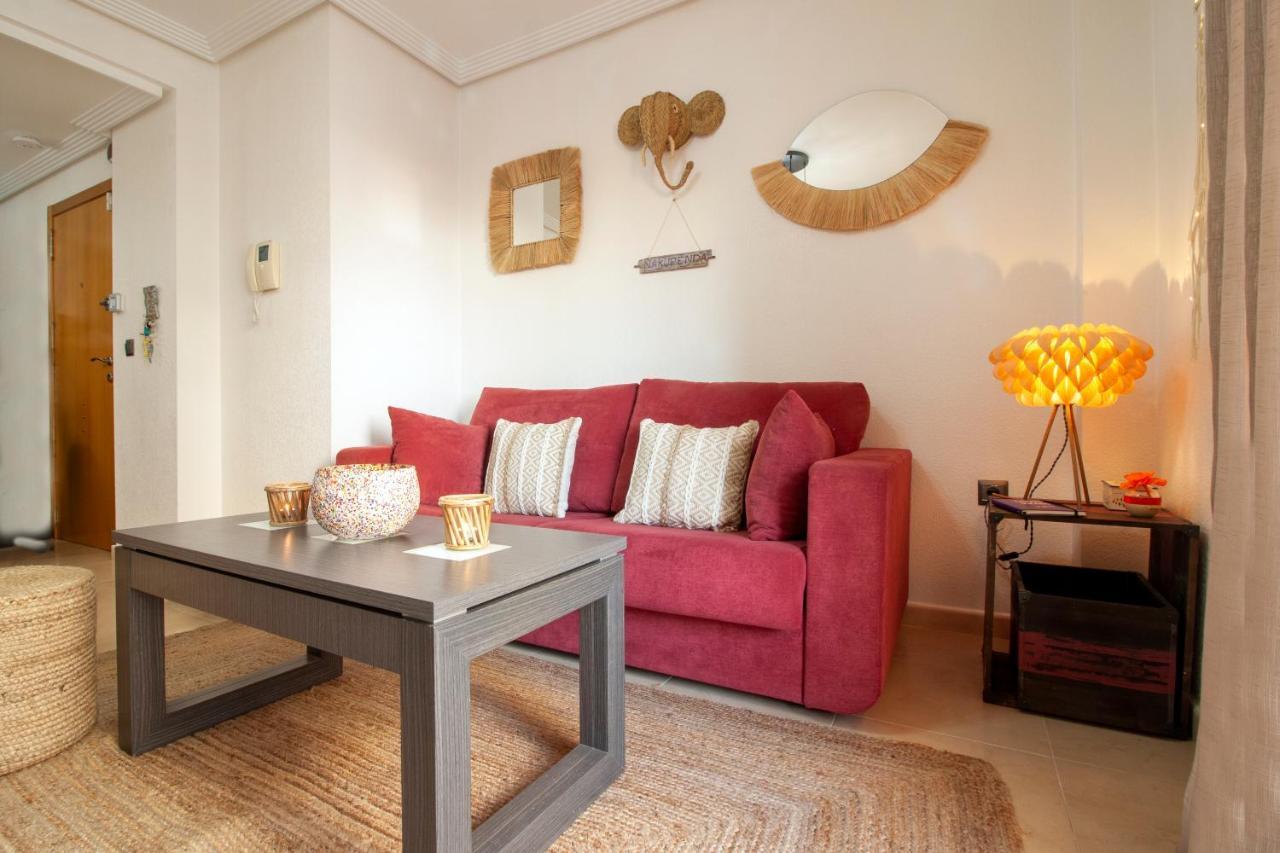 El Apartamento De Maria Jose Daire Torrevieja Dış mekan fotoğraf