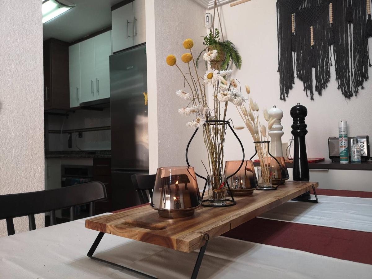 El Apartamento De Maria Jose Daire Torrevieja Dış mekan fotoğraf