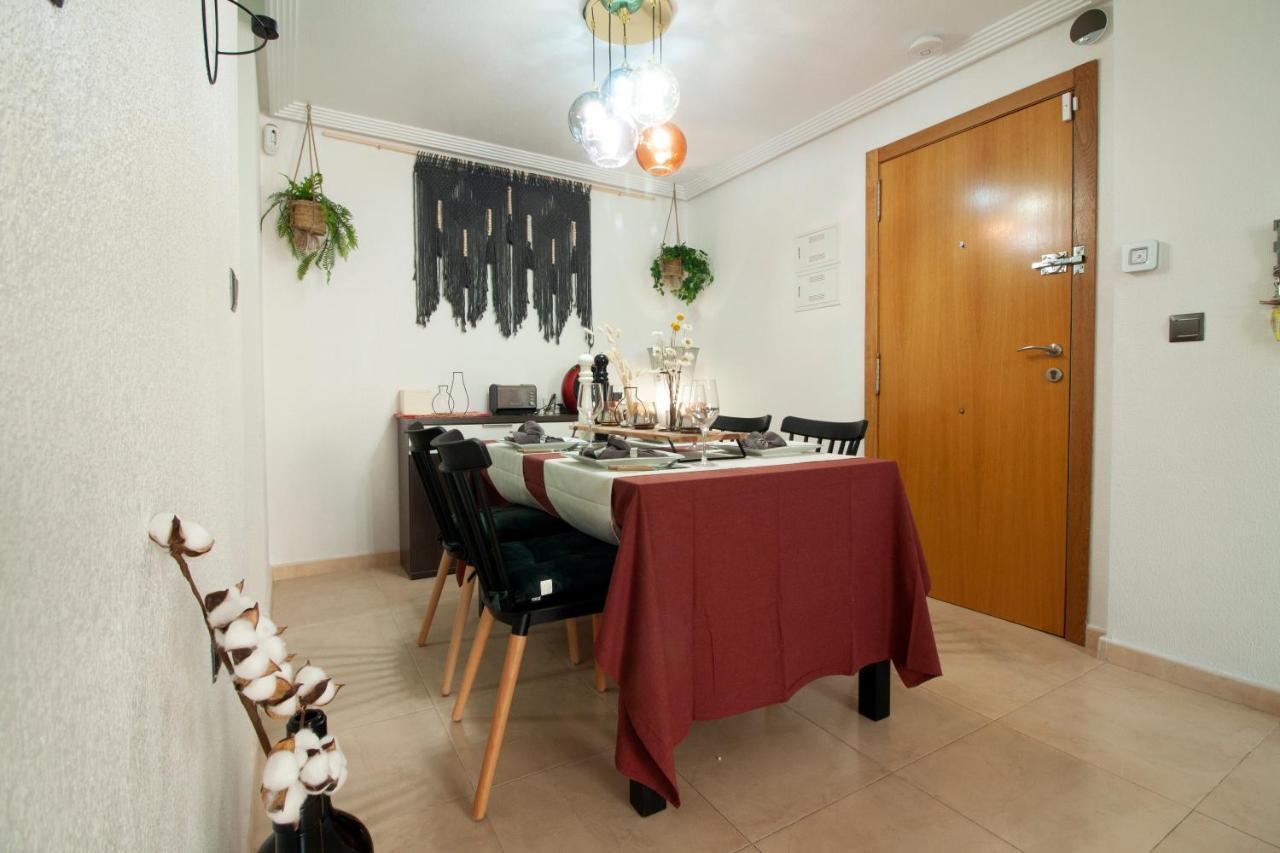 El Apartamento De Maria Jose Daire Torrevieja Dış mekan fotoğraf