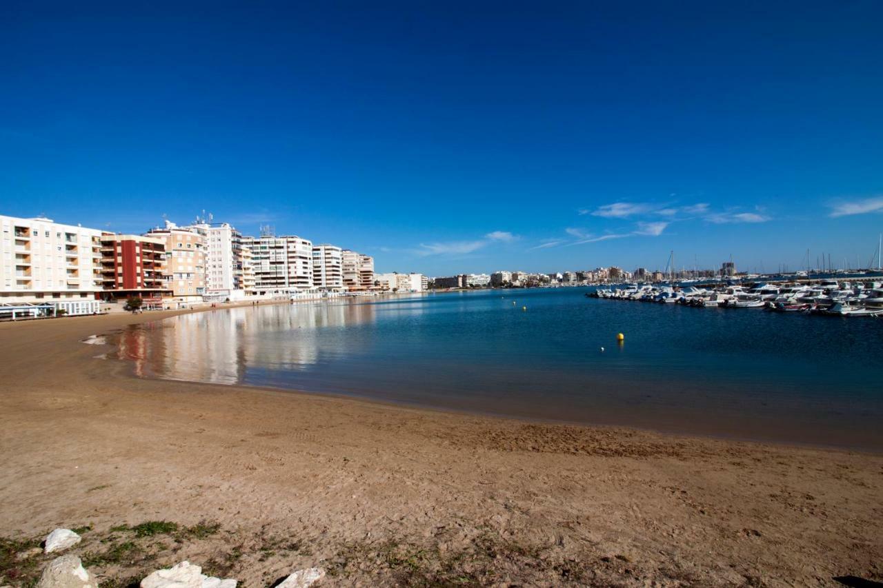 El Apartamento De Maria Jose Daire Torrevieja Dış mekan fotoğraf